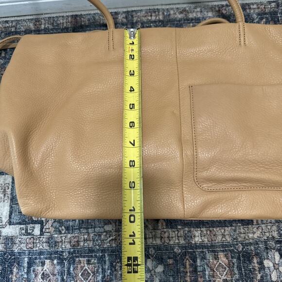 Hobo  Sandstorm Leather Large East West Tote Bag W/ Outside Pocket - Picture 12 of 12
